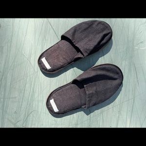 Slippers 100% linen size 9